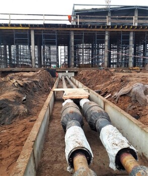 December 2020. Construction laboratory. Ultrasonic control of the heating network pipeline in the insulation of PU foam.