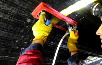 September 2019. Tightness control of polyethylene lining by vacuum chamber method.